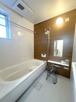 �����@��������1�؃^�C�v�̃��j�b�g�o�X������L�΂��Ă������Ƃ����������܂������̔��������Ԃł���