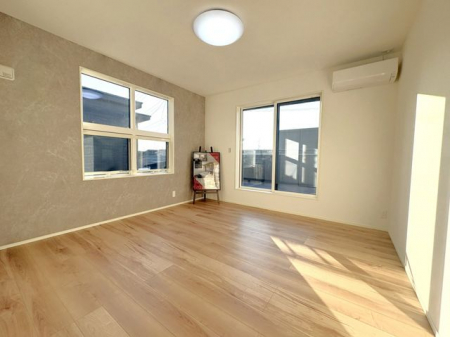 �Q���@��8���m�����o���R�j�[�ɖʂ������邢���������Q���ɂ������߂ł���