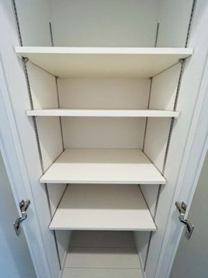 ���[�@���p���g���[�����p�i��H�i�X�g�b�N�Ȃǂ̕ۊǏꏊ�ɕ֗��ȃX�y�[�X��