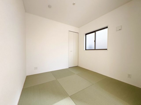 ���̑����ρ@���a�������r���O�ɖʂ����ق��ƈ��炮�a�̋�ԁ􂨎q�l�̎����V�я�◈�q���ɏd�󂷂�ꕔ���ł���