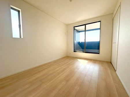 ���̑����ρ@������6���m�����o���R�j�[�ɖʂ������邢��������