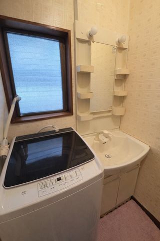 �����������s���ǋ����2���ڂ̒��È�ˌ��Ă̐��ʑ�E���ʏ�