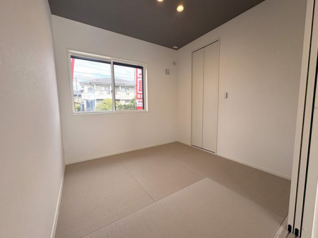 ���̑����ρ@���a�������r���O�ɖʂ����ق��ƈ��炮�a�̋�ԁ􂨎q�l�̎����V�я�◈�q���ɏd�󂷂�ꕔ���ł���3�ɕ����ꂽ�����������ŗz������ǍD��