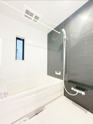 �����@�q2�����r��������