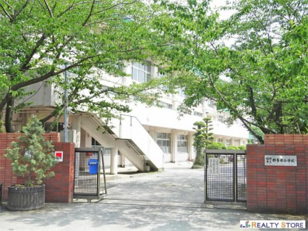 ���ӊ��@�����s���쑽�ڏ��w�Z �k��5���B 400m