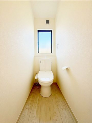 �g�C���@�������@�t���֍��􏬑����t���Ă���̂œ����͖��邭���C�����������