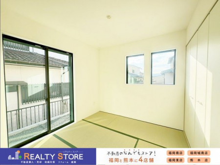 ���̑����ρ@���r���O�ɖʂ����ق��ƈ��炮�a�̋�ԁ􂨎q�l�̎����V�я�◈�q���ɏd�󂷂�ꕔ���ł���