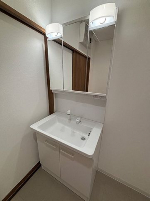 ���ʑ�E���ʏ��@�����ʉ��ϑ䁙