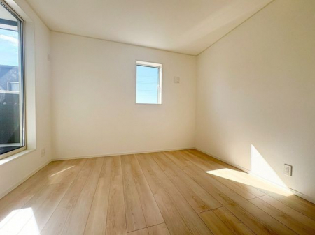 ���̑����ρ@��5.7���m�����o���R�j�[�ɖʂ������邢��������