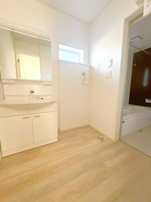 ���ʑ�E���ʏ��@�����ʒE�ߎ�����Ƃ�̂���L���̐��ʒE�ߎ������ʑ�͎g������̗ǂ��O�ʋ��d�l�􋾗��ɂ����[�X�y�[�X�������芮����