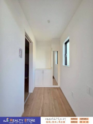 ���ց@�y�V���[�Y�{�b�N�X�z�V��܂ł���傫�ȃV���[�Y�{�b�N�X�􂽂�������[�o���Č��փX�b�L���Еt���܂���