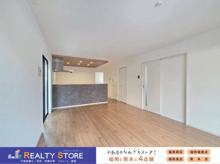 ���r���O�@�y���r���O�z��؂ȉƑ����W�܂邩�炱��������肽���k�c�j�B�x���͂��z���܂̌��������Ղ�ƂƂ肱�߂�ۂ��ۂ����r���O�ŉ߂����܂��񂩁H