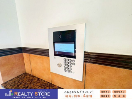 ���̑��@�I�[�g���b�N�t���Ŏ��O�ɗ��K�҂��m�F�ł���̂ň��S�ł���