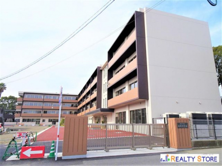 ���ӊ��@�F�{�s�����쒆�w�Z �k��13���B 1000m