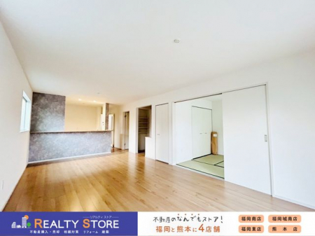 ���r���O�@�����r���O���������ʍ̌��̃��r���O��Ƌ�̔z�u�����₷�����݌v�ł���