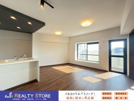 ���r���O�@�y���r���O�z�L�b�`�����烊�r���O�S�̂����n���܂��􂨎q�l�̗l�q�����Ȃ���Ǝ����ł��܂��ˁ�