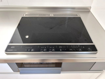 �@��IH�N�b�L���O�q�[�^�[���������ڂ�̂��|�������������ȒP���Y��ȃL�b�`����ۂĂ�IH�N�b�L���O�q�[�^�[��΂��g��Ȃ��̂ŉΎ��̐S�z������܂���