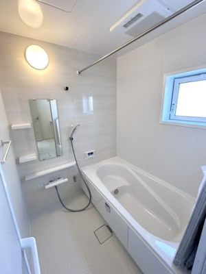 �����@��������1�؃^�C�v�̃��j�b�g�o�X������L�΂��Ă������Ƃ����������܂������̔��������Ԃł���