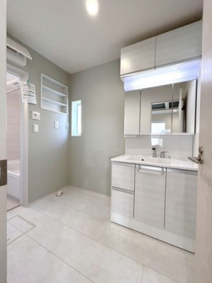 ���ʑ�E���ʏ��@�����ʒE�ߎ�����Ƃ�̂���L���̐��ʒE�ߎ������ʑ�͎g������̗ǂ��O�ʋ��d�l�􋾗��ɂ����[�X�y�[�X�������芮����