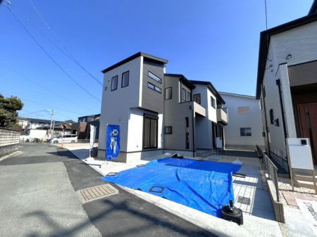 �@�����ԃX�y�[�X������2��\��