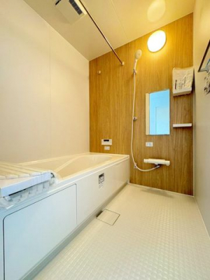 �����@�q2�����r��������