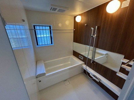 �����@��������