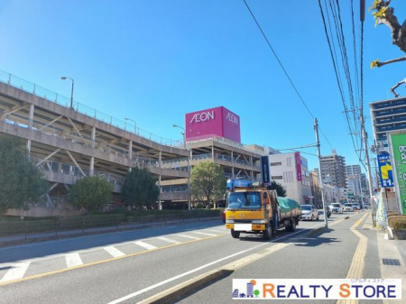 ���ӊ��@�C�I������V���b�s���O�Z���^�[ �k��24���B 1700m