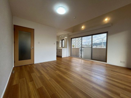 ���r���O�@�����r���O��