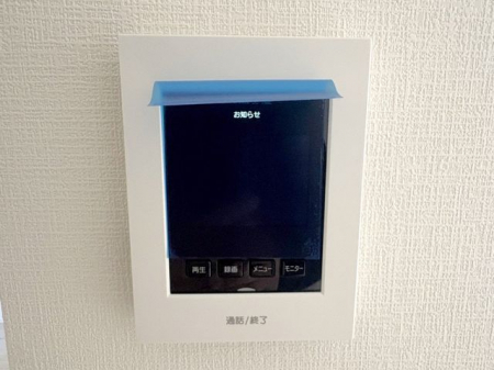 ���̑����ρ@���s�u���j�^�[�t�C���^�[�z�����K��҂��摜�Ɖ����Ŋm�F�ł���A�h�Ɛ��ɗD�ꂽ���S�̃V�X�e����X�b�L���Ƃ����f�U�C���ŁA�ȒP�ɑ��삵�Ă��������܂���