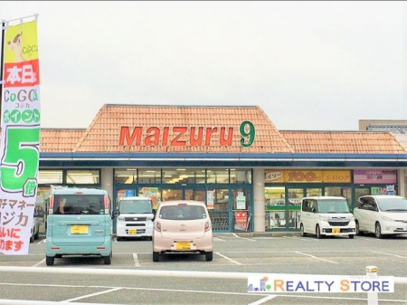 ���ӊ��@�܂��Â�9���X ��5���B 2000m