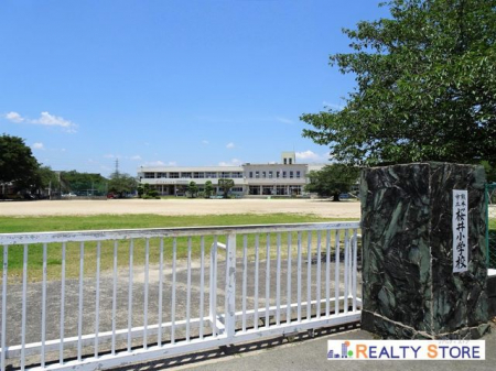 ���ӊ��@�F�{�s�����䏬�w�Z �k��17���B 1300m