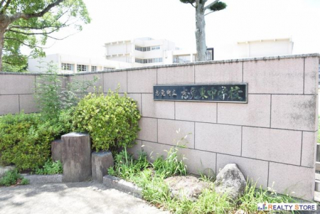 ���ӊ��@�u�ƒ����u�Ɠ����w�Z �k��31���B 2300m