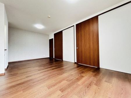 ���r���O�@-