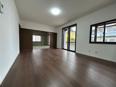 ���r���O�@-