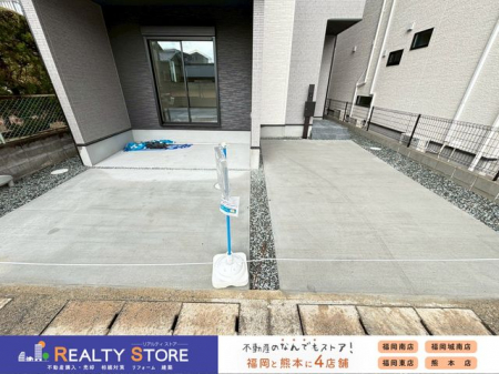 �@�����ԃX�y�[�X�����]�Ԓu����╨�u����Ƃ��Ă������p����������X�y�[�X�ł���