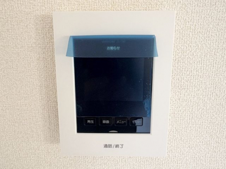 ���̑����ρ@���s�u���j�^�[�t�C���^�[�z�����K��҂��摜�Ɖ����Ŋm�F�ł���A�h�Ɛ��ɗD�ꂽ���S�̃V�X�e����X�b�L���Ƃ����f�U�C���ŁA�ȒP�ɑ��삵�Ă��������܂���