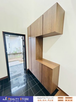 ���ӊ��@���V���[�Y�{�b�N�X������I�ɂ̓t�H�g�t���[���₨�Ԃ�����̂��f�G�ł���