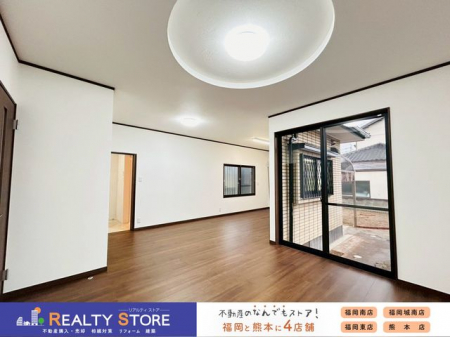 ���r���O�@�����r���O���������ʍ̌��̃��r���O��Ƌ�̔z�u�����₷�����݌v�ł���