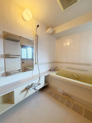 �����@�y�����̃o�X�^�C���z�����̃����b�N�X�^�C�������߂������������B���q�l�ƈꏏ�ł���Ƃ����������L�X�݌v�ł��B