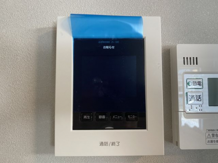 ���̑����ρ@���s�u���j�^�[�t�C���^�[�z�����K��҂��摜�Ɖ����Ŋm�F�ł���A�h�Ɛ��ɗD�ꂽ���S�̃V�X�e����X�b�L���Ƃ����f�U�C���ŁA�ȒP�ɑ��삵�Ă��������܂���