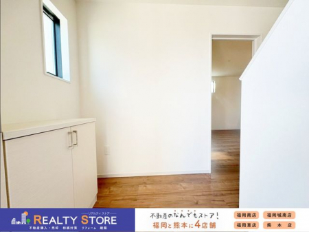 ���ց@�q1�����r�����ց�