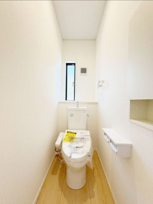 �g�C���@�������t���Ă���̂œ����͖��邭���C�����������