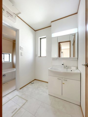 ���ʑ�E���ʏ��@�����ʒE�ߎ�����Ƃ�̂���L���̐��ʒE�ߎ������ʑ�͎g������̗ǂ��O�ʋ��d�l�􋾗��ɂ����[�X�y�[�X�������芮����