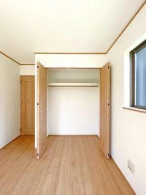 ���[�@���N���[�[�b�g(1�K5.25���m��)���ߗނ₨�z�c���[�ɕ֗��􂨕������X�b�L���Еt���܂���