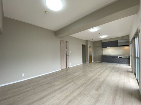 ���r���O�@�����r���O��