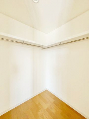 ���[�@���E�H�[�N�C���N���[�[�b�g�����[�͂̍����E�H�[�N�C���N���[�[�b�g���啨��V�[�Y���I�t�̎��[�ɕ֗��ł���