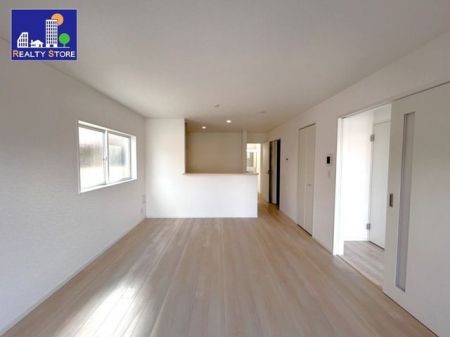 ���r���O�@�����r���O����؂ȉƑ����W�܂邩�炱��������肽���k�c�j�􂱂̏ꏊ��ʂ��ĉƑ��̊y������b���������Ă������ȃ��r���O�ł��ˁ�