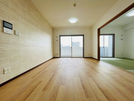 ���r���O�@�����r���O��