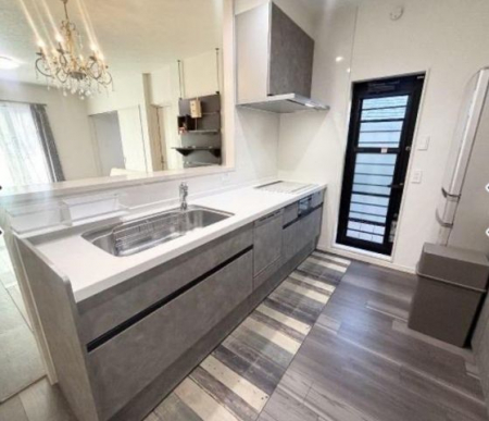 �L�b�`���@������t����