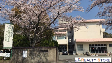 ���ӊ��@���ɕ{�s�����ɕ{�����w�Z �k��9���B 600m